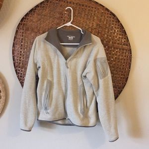 Arc’teryx woman’s zip up